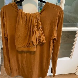 Kyte Baby Women’s Jogger set Nutmeg size Medium